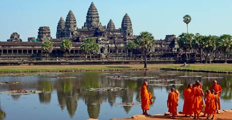 cambodia-Buddhist-monks-468x243